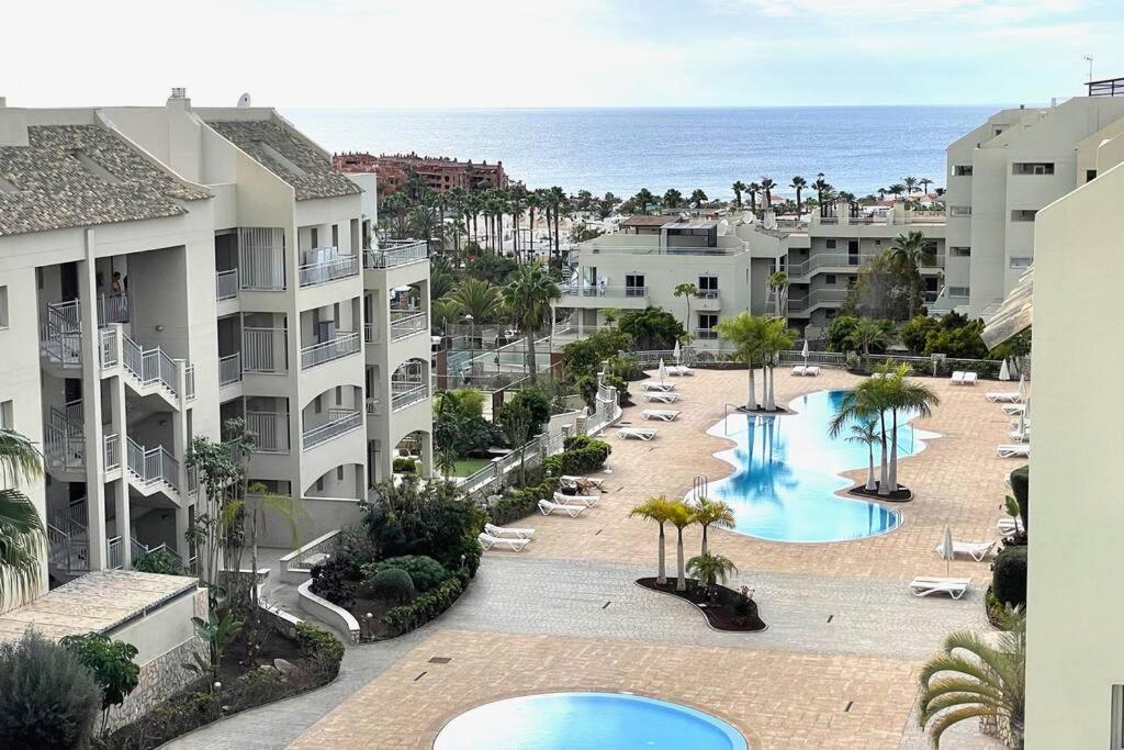 Luxurioese Duplex Ferienwohnung In Sehr Ruhiger Wohnanlage Mit Meerblick Palm-mar Exterior foto